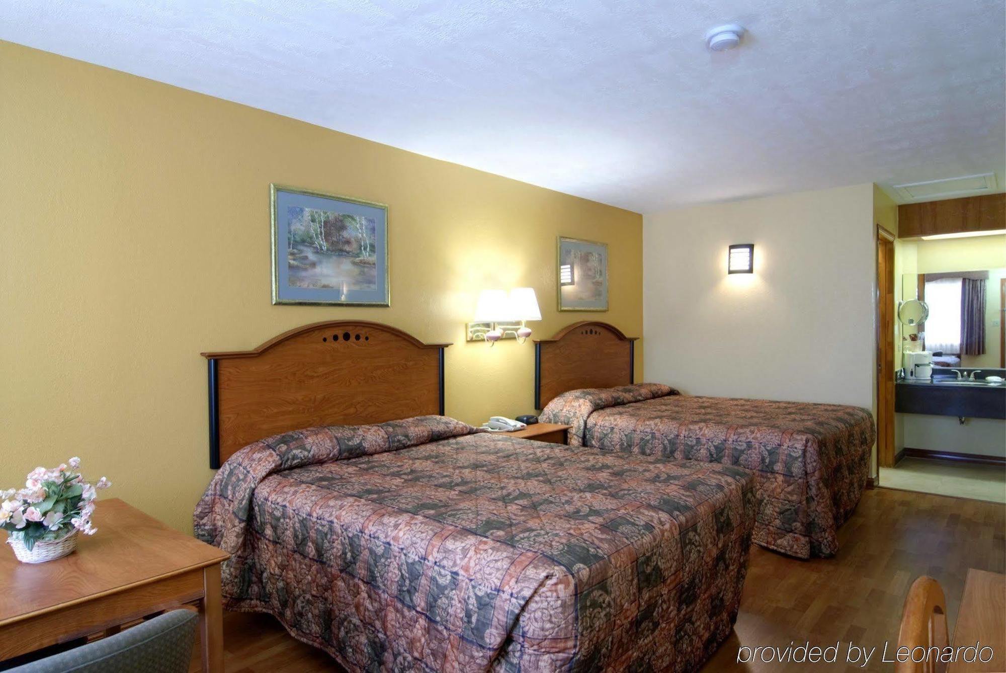 Americas Best Value Inn Harlingen Phòng bức ảnh